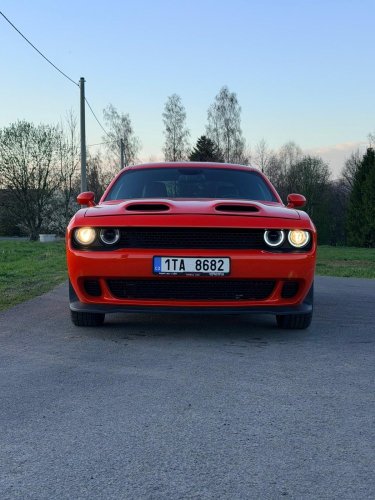 Pronájem - Dodge Challenger 24 hodin (víkend)