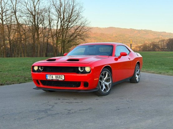 Zážitková jízda - Dodge Challenger - 60 minut